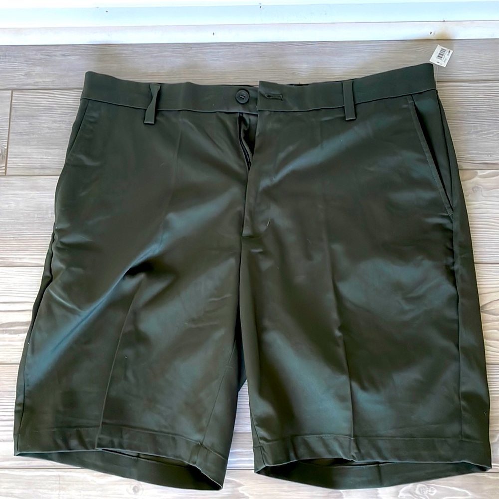 NWT mens dress shorts